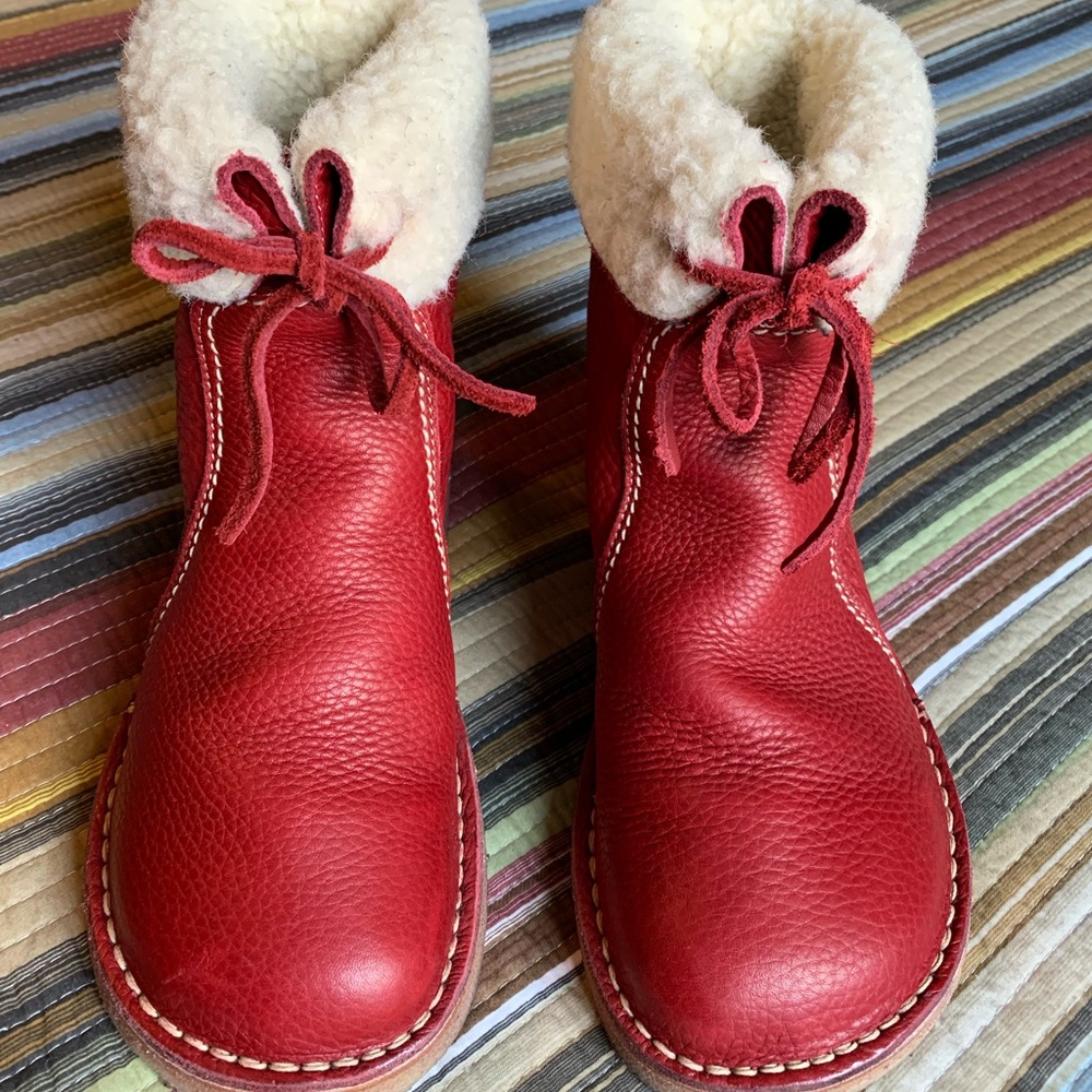 Duckfeet Arhus boots. Size 40 Granate (red)